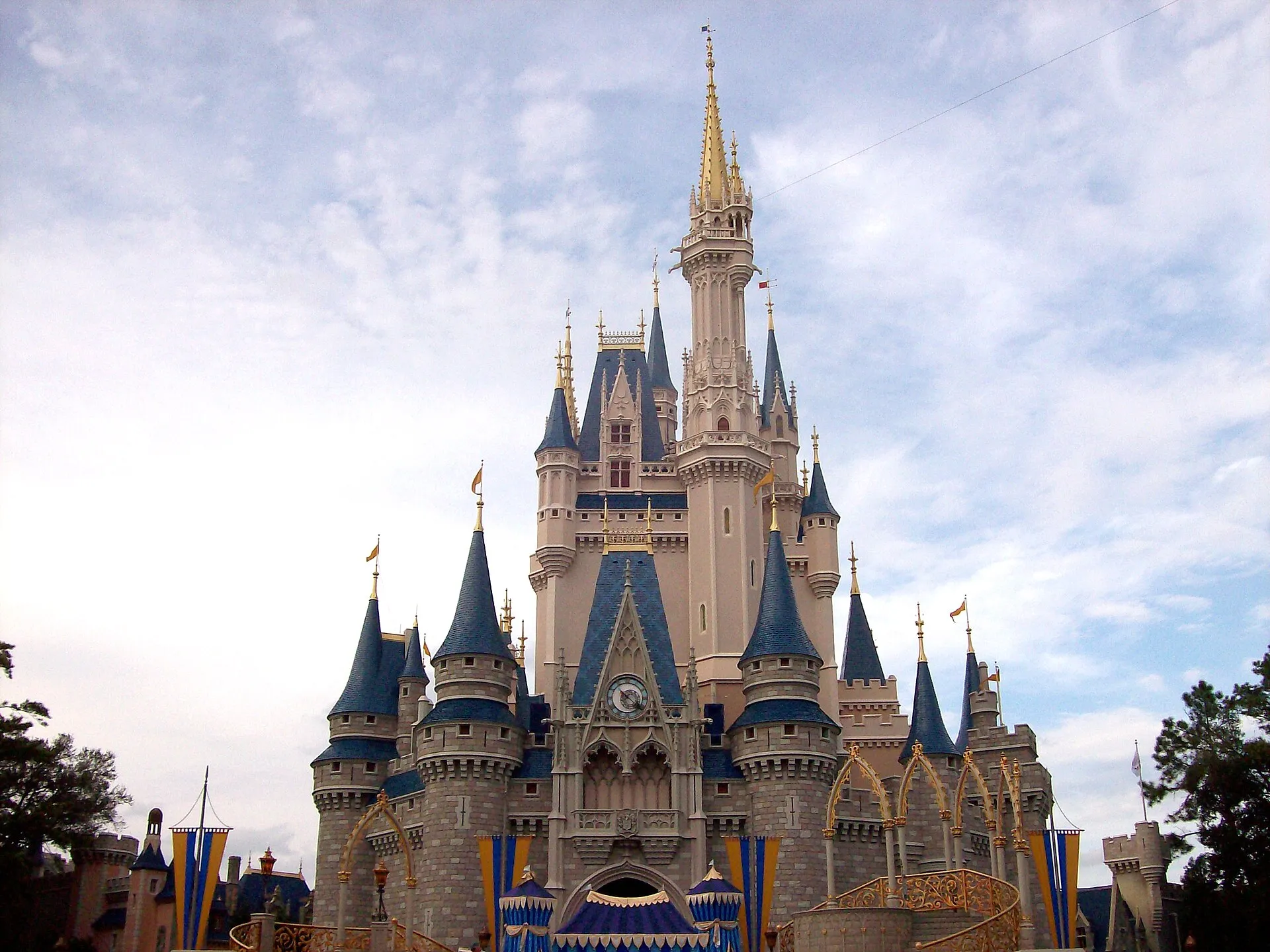 Mickey's Not-So-Scary Halloween Party — Guide